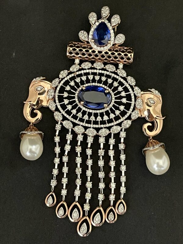 Pendent Set
